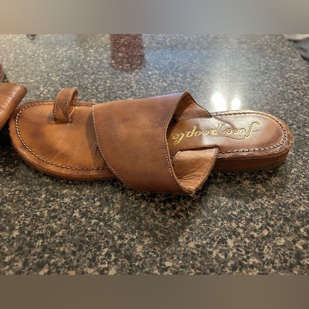 Free People Tan Leather Sandals - Picture 4 of 13